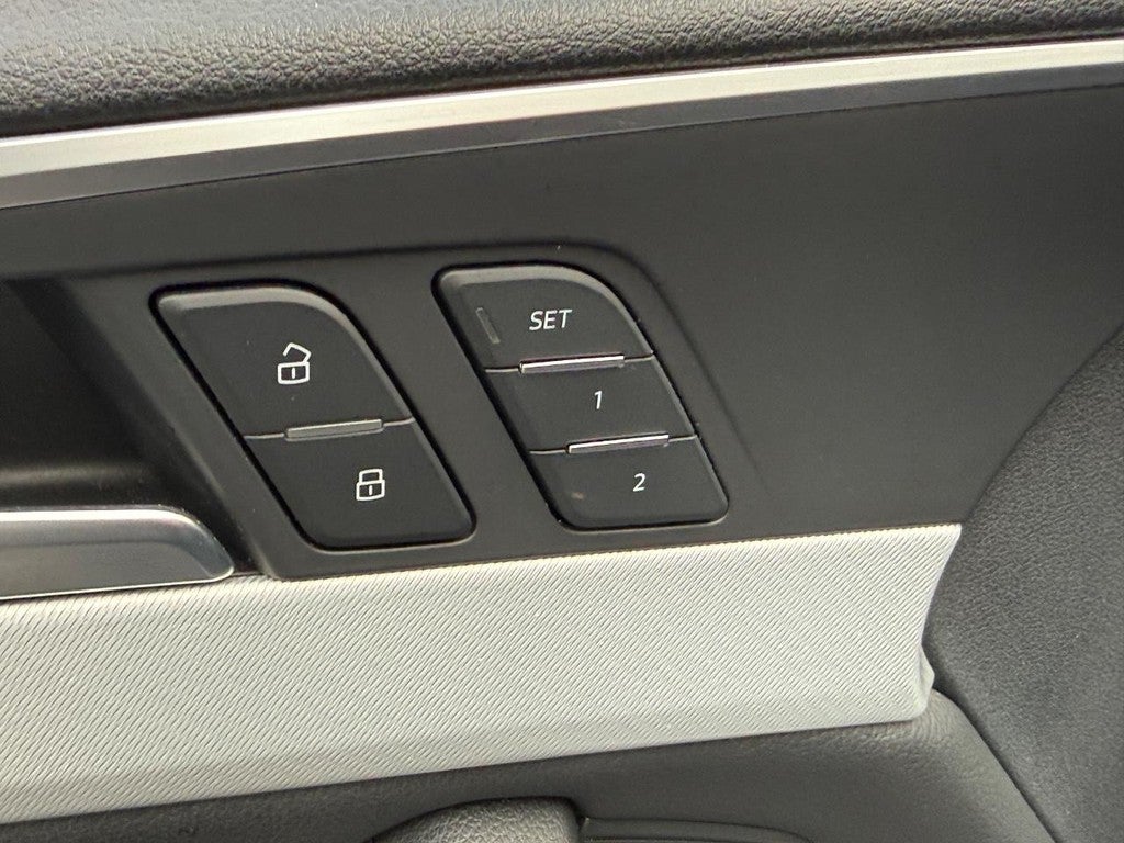 2017 Audi A4 2.0 TFSI Auto Premium Plus quattro AWD