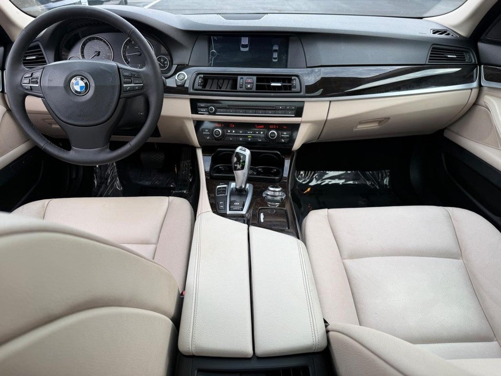 2012 BMW 5 Series 4dr Sdn 528i xDrive AWD
