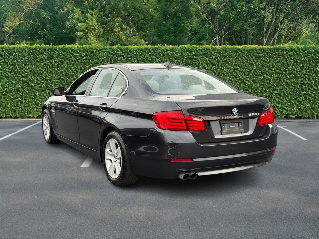 2012 BMW 5 Series 4dr Sdn 528i xDrive AWD