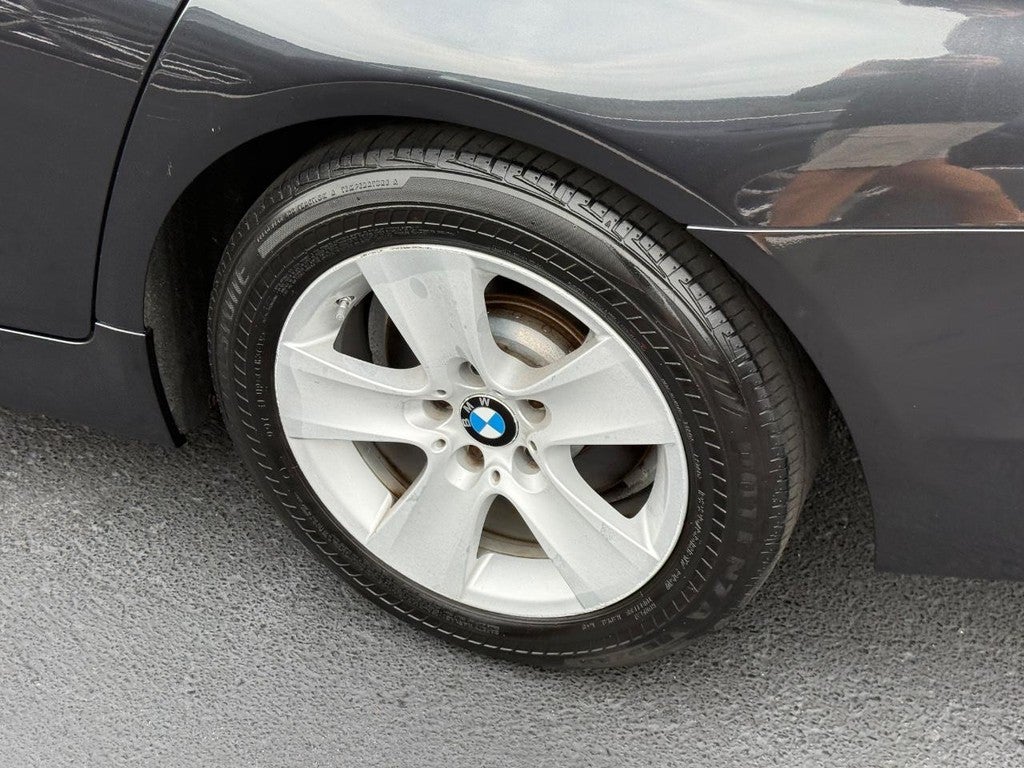 2012 BMW 5 Series 4dr Sdn 528i xDrive AWD